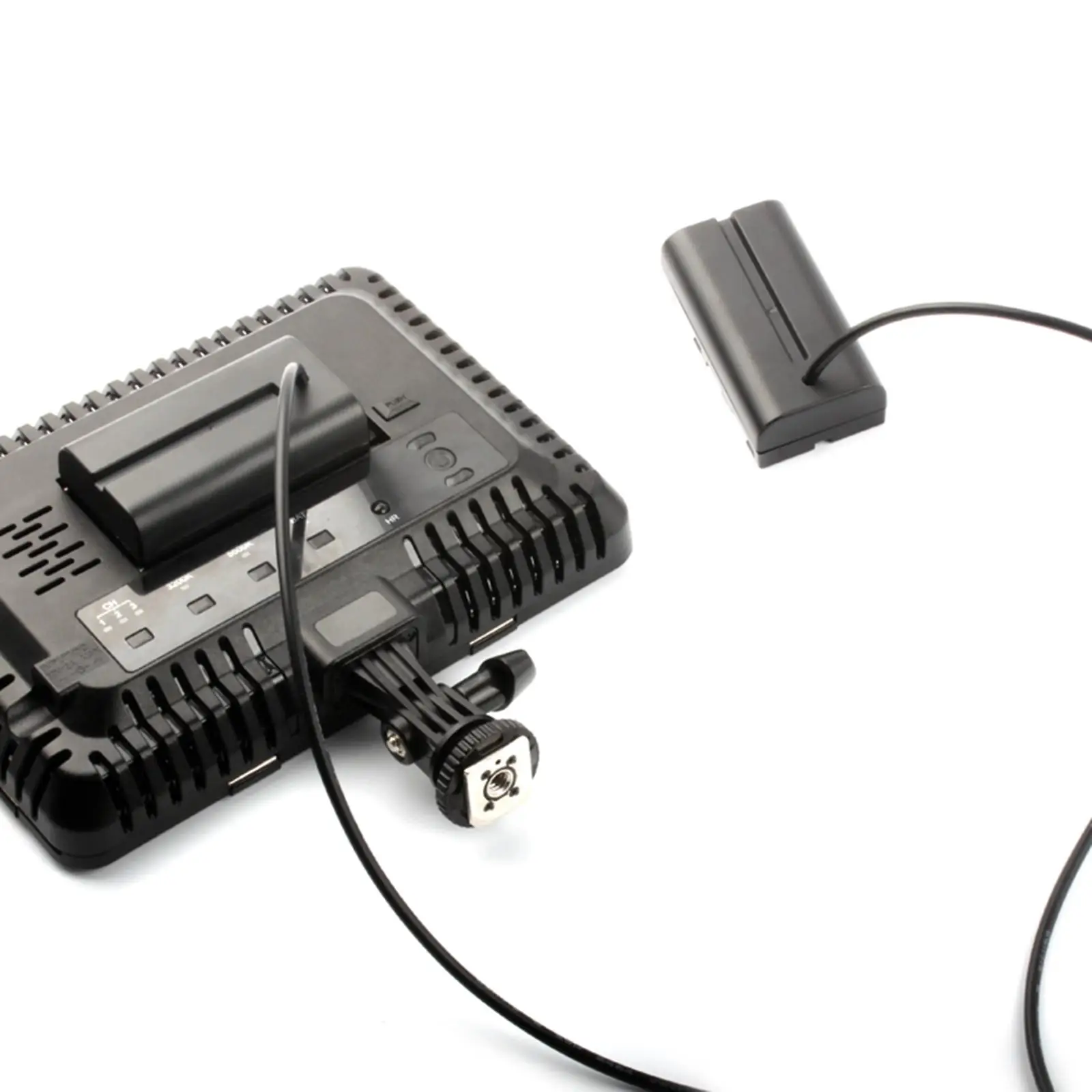 

D-Tap to Dual Np-F550 Dummy Battery Coupler Power Supply Power Adapter Cable for Digital Cameras Monitor LED Lights PVC Material