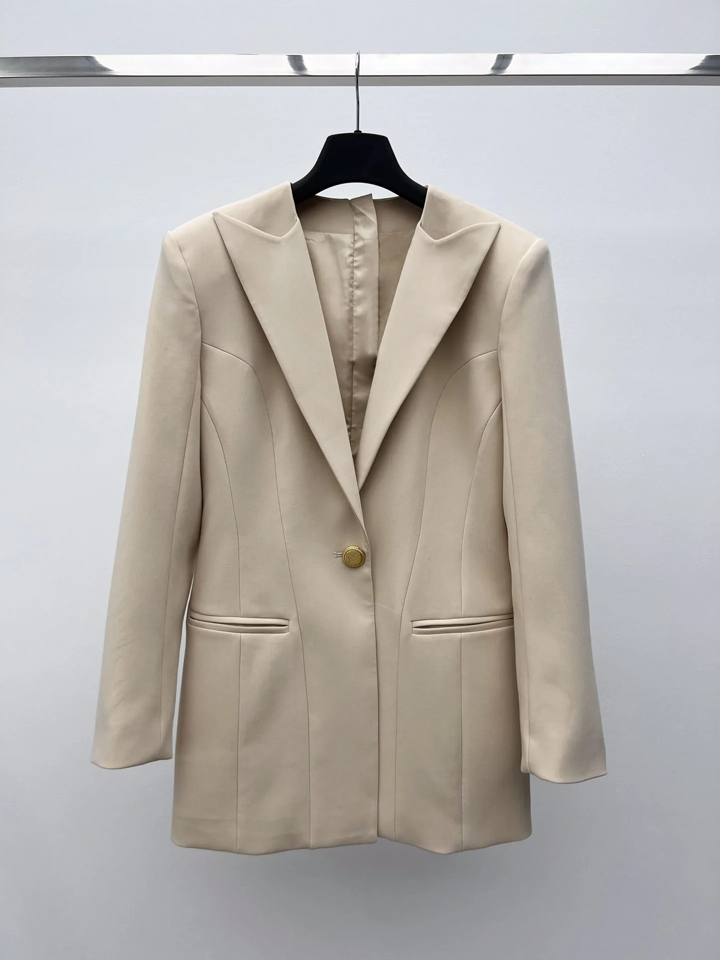 

Single button waist waist wool suit dress waist version tailoring casual and comfortable 2023 summer new hot