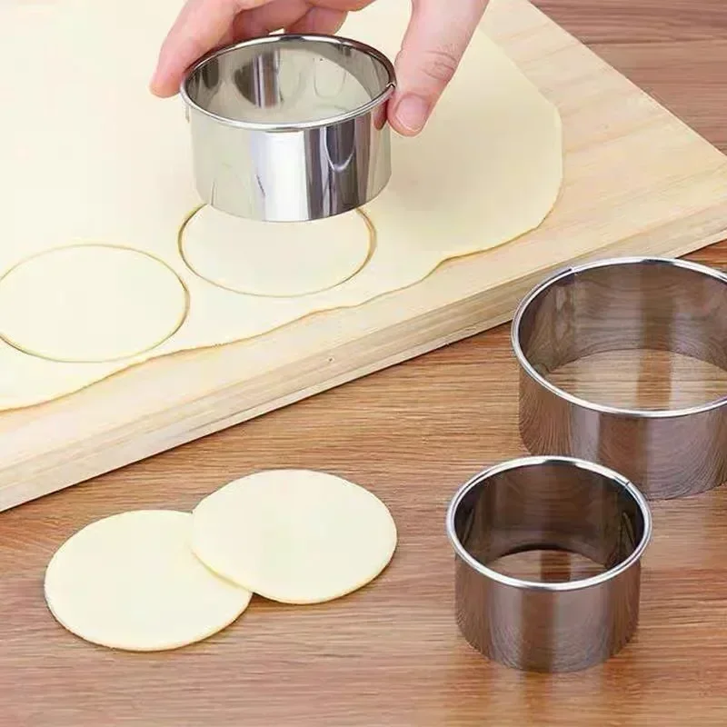 Cookie Cutter Baking Mold Cookie Mould Stainless Steel Biscuit Mold Kitchen Round Cookie Cutter Set Baking Circle Pastry Cake Mould DIY Dumplings Skin Cutting Tools