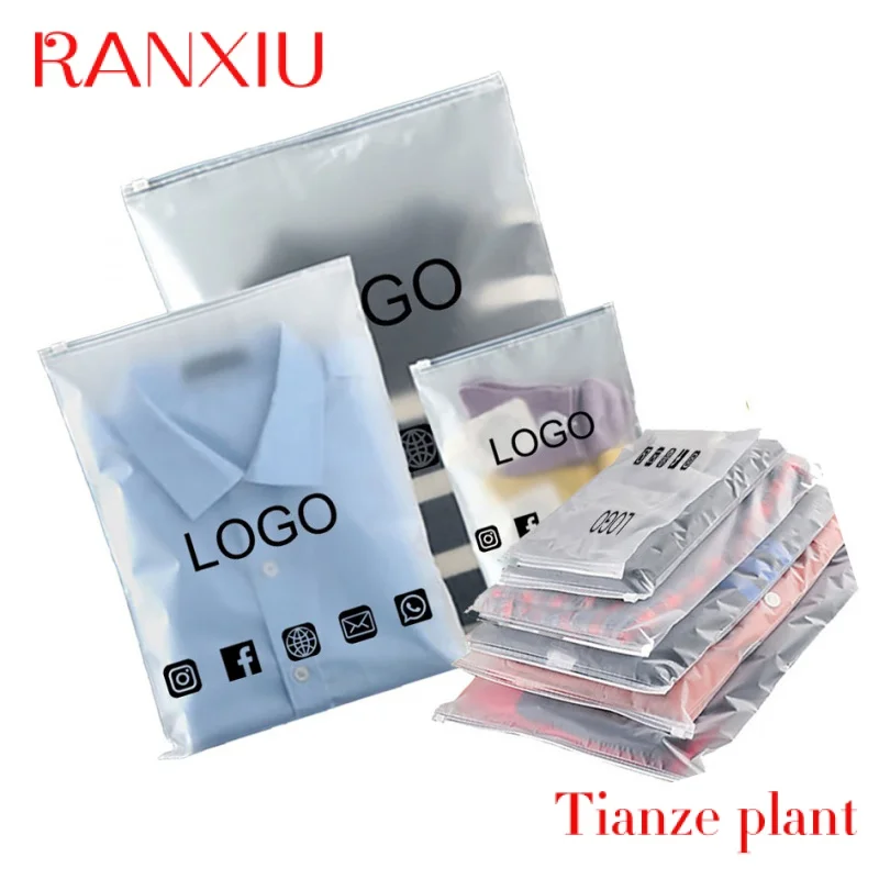 environmental protection recyclable waterproof transparent Pe frosted clothing zip-lock bag Pvc plastic zipper