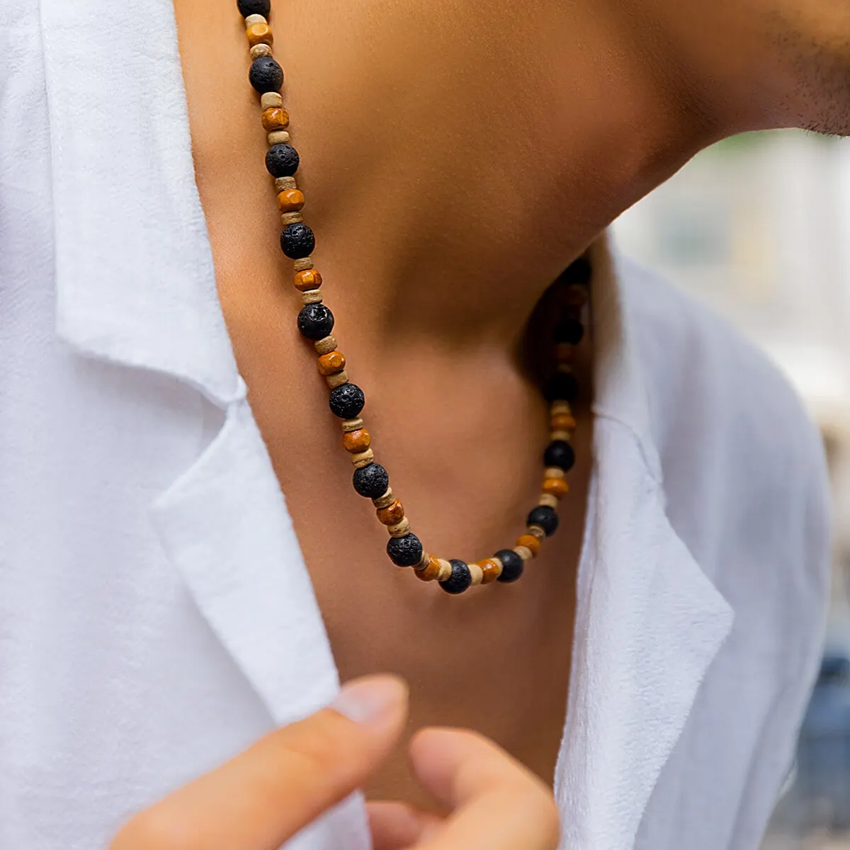 Retro Boho Wood Bead Stone Chain Necklace for Men Punk Simple Short Clavicle Choker Y2K Accessories Fashion Jewelry Gift Party