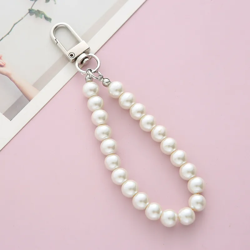 Retro Pearl KeyChains for Women Keyring Car Llavero Bag Backpack Decor Cadena Lanyards Hand Strap Charms for Airpods Case