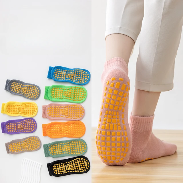 Anti slip Sports socks Children playground Trampoline floor socks Breathable sweat absorbing adult Mid tube Yoga socks Running 2
