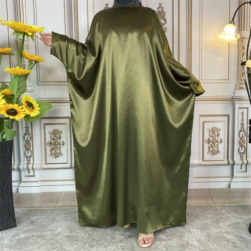 Y2K Shiny Satin O-neck Islamic Dress Clothing Robe Simple Muslim Abaya Robe Women Long Batwing Sleeve Caftan Islamic Clothing