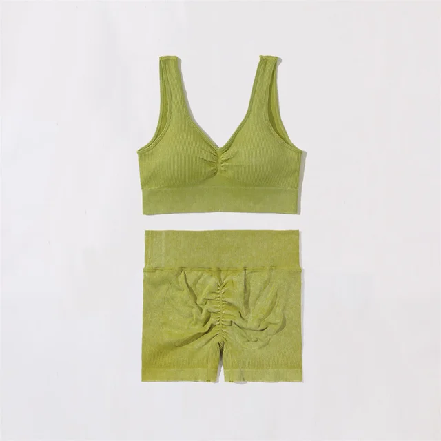 grass-green-201894806