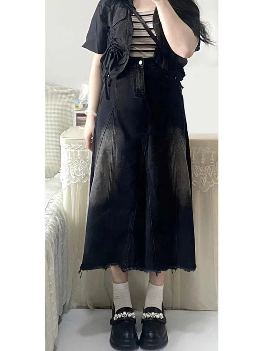 Black [elastic waist at the back]