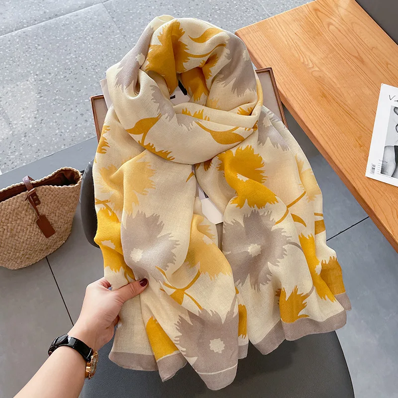 Soft cotton and linen floral scarves for women in spring and autumn, new blue scarves for mothers, trendy shawl necklaces