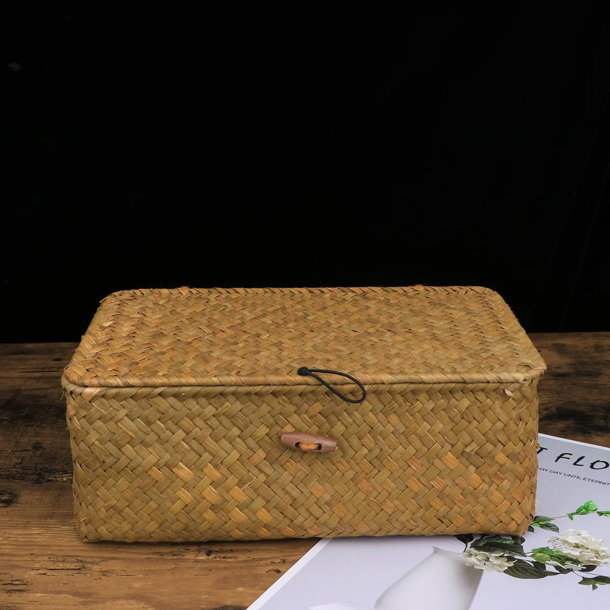 

Storage Box, 26 5x16 5x10cm, Rattan Storage Basket, Seaweed Basket, Hand- Woven Storage Basket Multipurpose Container with Lid