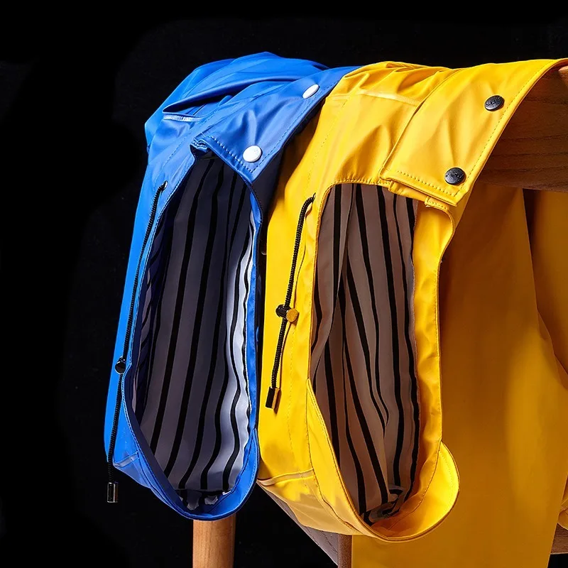 Fashion Long Raincoat Outdoor Double-layer Rainproof PU Raincoat for Men and Women Poncho Imperm&eacute;able Velo
