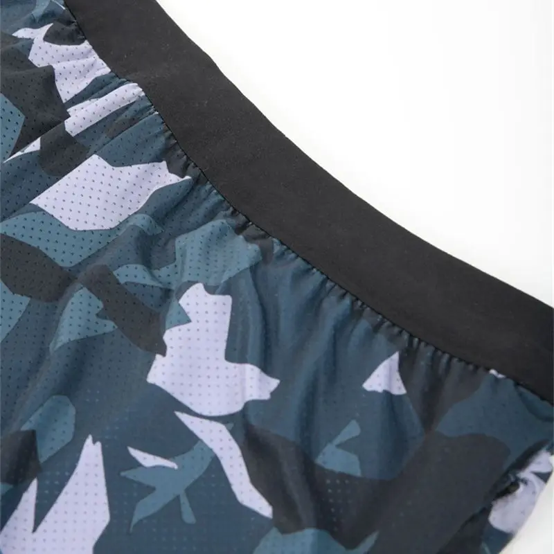 Jogger summer double layered 2-in-1 men's sports pants with tight inner and loose outer fashionable camouflage shorts