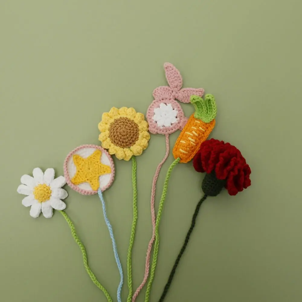 

2PCS Wool Knitted Daisy Bookmark Unique Handmade Knitted Cotton Wool Book Clip Colorful Pagination Mark Gift
