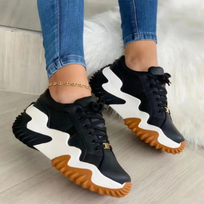 C (Black)