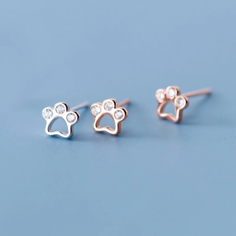 Рисунок 2 - Женские серьги-гвоздики из серебра