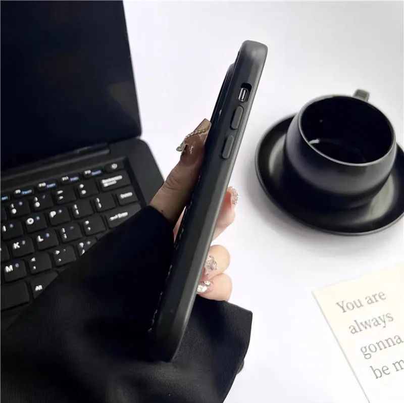 Custodia per telefono in tessuto peloso invernale in peluche per iPhone 15 14 11 12 13 Pro Max Estetica Fuzzy Lattice Stile Coreano Morbido_voghion.com