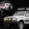 1/24 Toyota Land Cruiser LC80 Alloy Car Model Diecast Metal Off-road Vehicles Car Model Sound and Light Simulation Kids Toy Gift 4