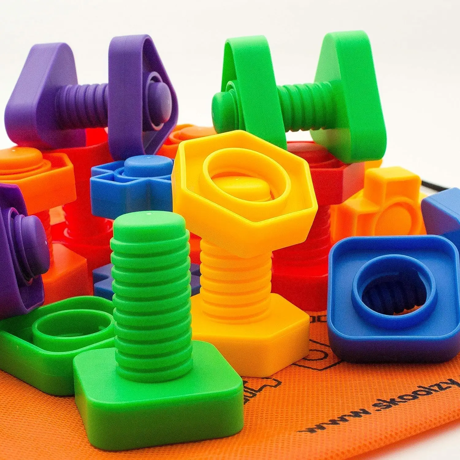 Plastic Nuts Bolts Set Engineering Toys 5pcs Educational Sensory Screwing Toy Colour Matching Shapes Building Toys Gift for Kids