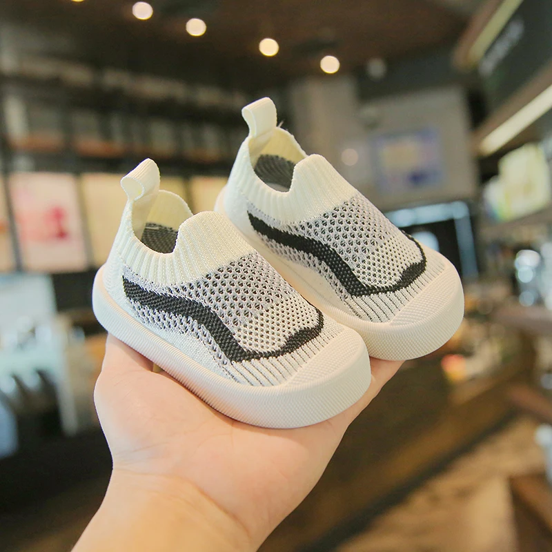 2024 New Baby Shoes Spring Summer Mesh Breathable Non-Slip Toddler Kids First Walkers Lightweight Slip-on Casual Sport Shoes 2