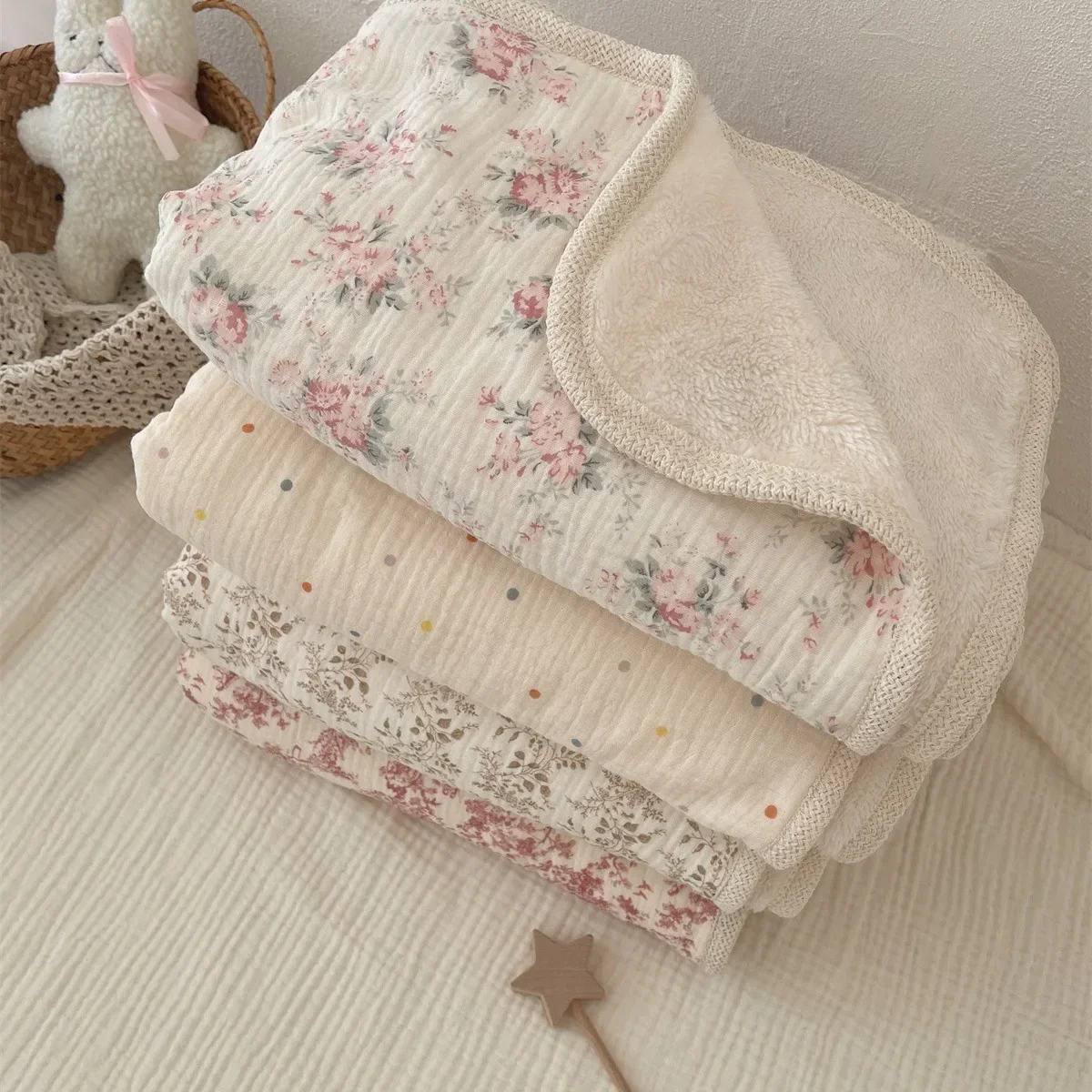 

Winter Ins Baby Blankets Newborn Korea Velvet Blanket Floral Muslin Cotton Blanket Newborn Blanket Set Mother Kid