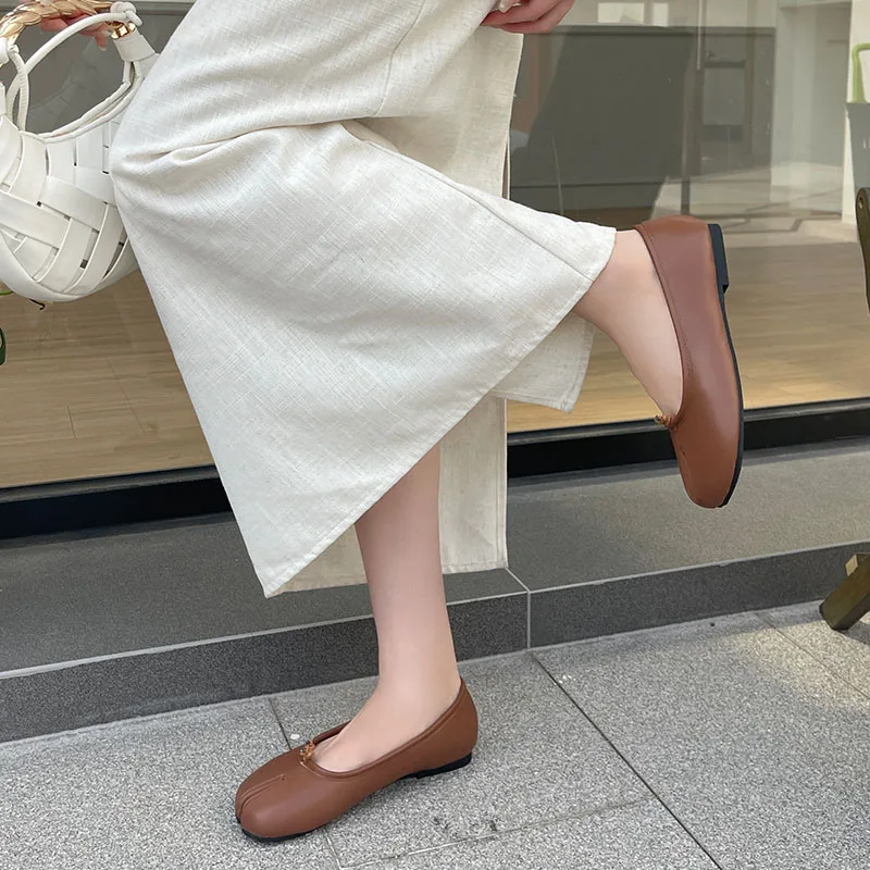 النساء الشقق تابي النينجا أحذية امرأة السيدات ستوكات الجلود مريح الشقق سبليت تو النعال لينة أسفل المتسكعون الصلبة موجز لا