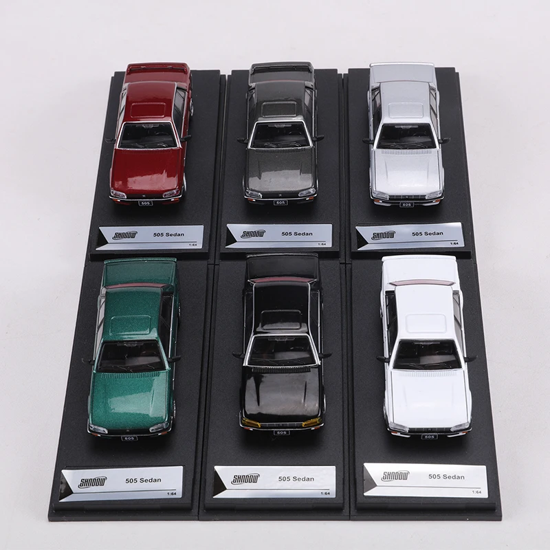 DCT 1:64 505 세단 합금 모델 자동차