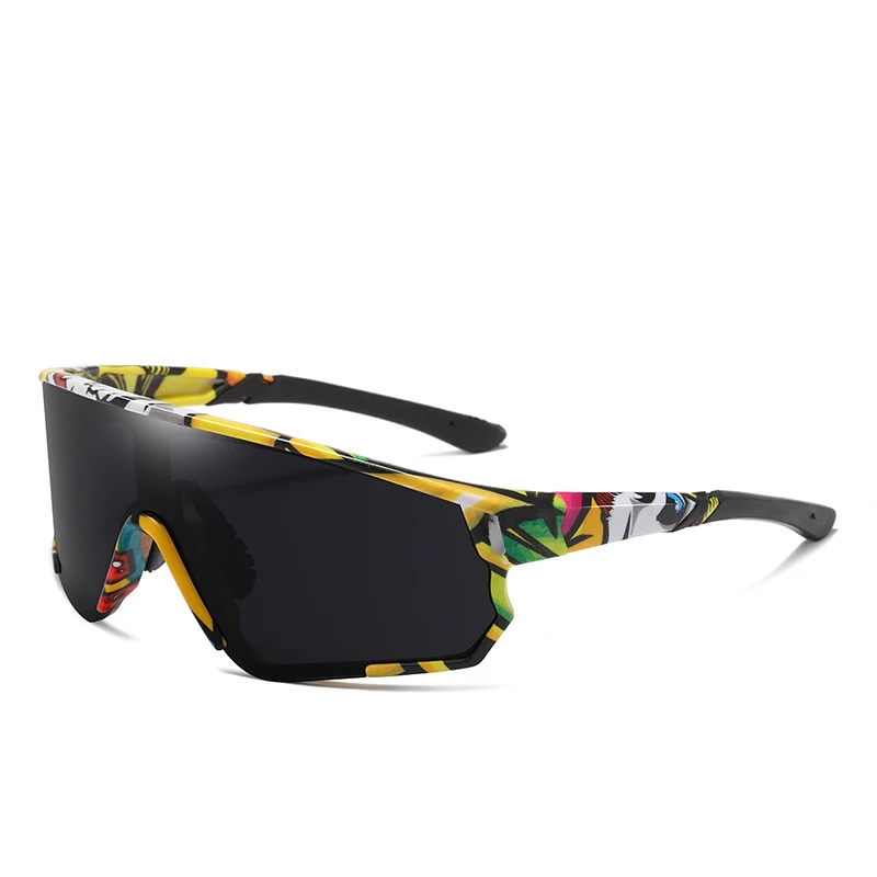 https://ae01.alicdn.com/kf/Sa5d0b088189d4f05acd881a8e7db822ei/Classic-Polarized-Sunglasses-Men-Women-Sports-Driving-Fishing-Travel-Surf-Sunglasses-Men-Goggles-Sports-Glasses-Riding.jpg