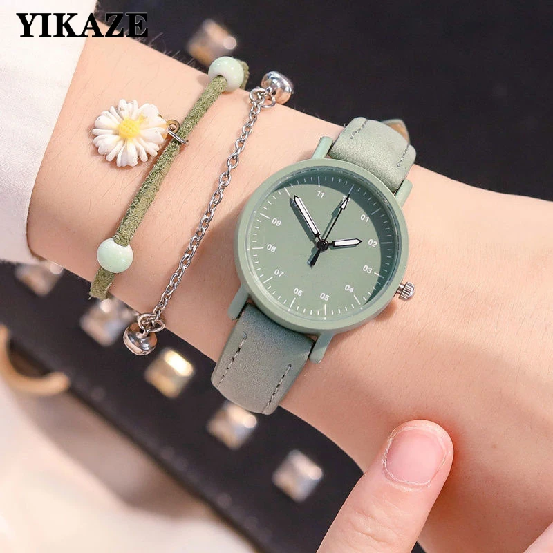 YIKAZE Women's Watch PU Leather Strap Women Quartz Watches Waterproof Round Dial Retro Bracelet Watch Ladies Girls Wristwatch women watches,electronic watch