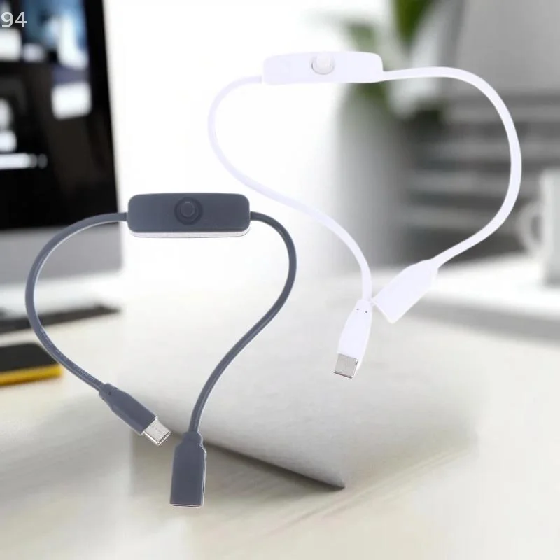 스위치가 있는 범용 4A 고전류 USB-C 남성-여성 전원 연장 케이블 1개.