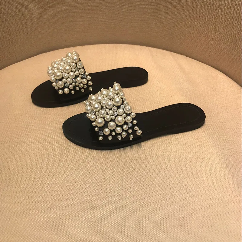 

UVRCOS Summer Pearls Beaded Flat Shoes Outside Wearing Modern Slippers Sexy open Toe Casual Shoes Slides