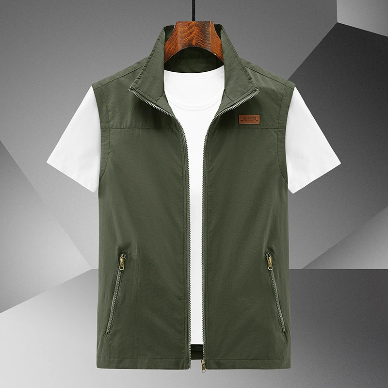 2024 Outdoor Casual Vest Summer Men's Fashion Loose Breathable Fishing Vest Suitable for Hiking Camping Multi Pocket Jackets