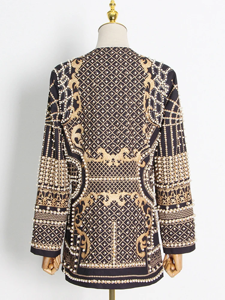 Рисунок 4 - Женский Длинный блейзер с V-образным