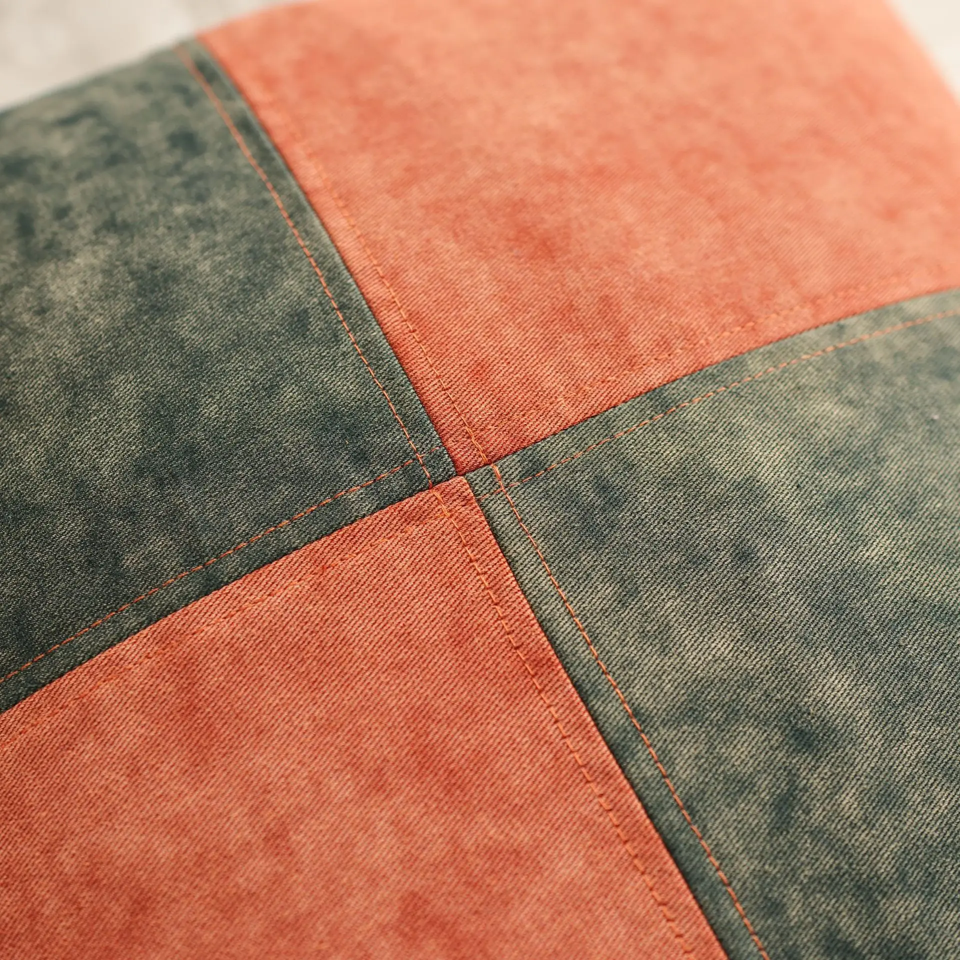Nordische Minimalistische Denim-Patchwork Kissenbezüge Luxuriöses Karomuster Einfarbige Chenille Dekorative Kissenhüllen für Sofa und Bett – Detail 23