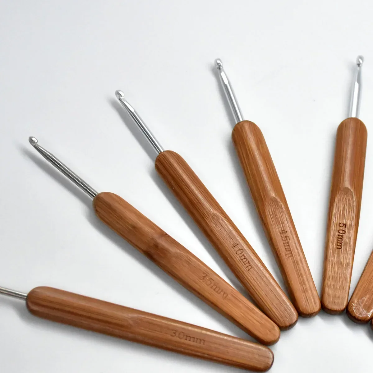 Premium Bamboo Crochet Hooks & Knitting Needles Set - Yarn Weaving & Crafting Tools (0.5mm-6.0mm)