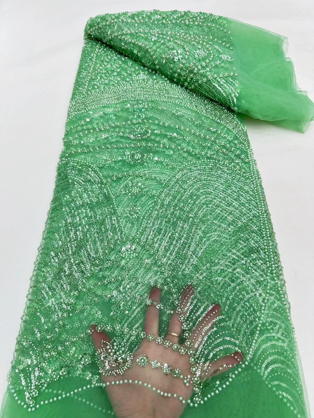 Рисунок 5 - Новинка 2024, африканская кружевная ткань с блестками