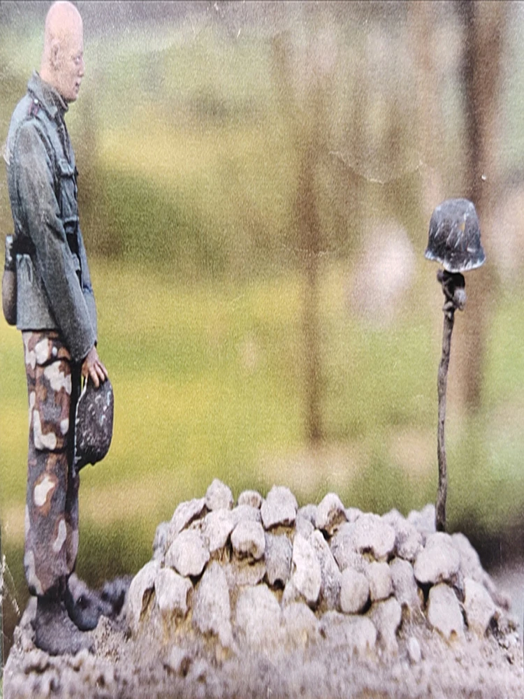

Resin soldier 1/35 ancient officer stand soldier Model Unassambled Unpainted Figure Building Kit