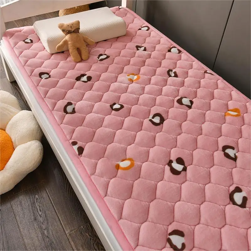 

Student Milk Velvet Mattress Soft Cushion Household Single Mattress Quilt Blanket Mat Winter Thickened Bed Mattress Dormitory