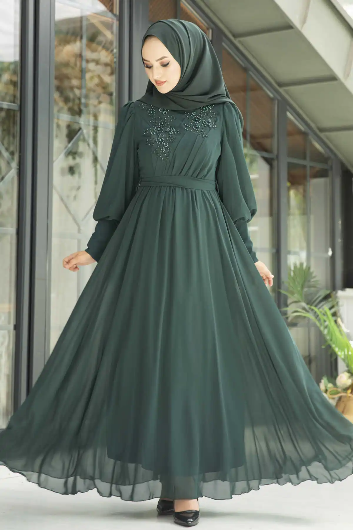 Pearl Detailed Chiffon Evening Dress Emerald