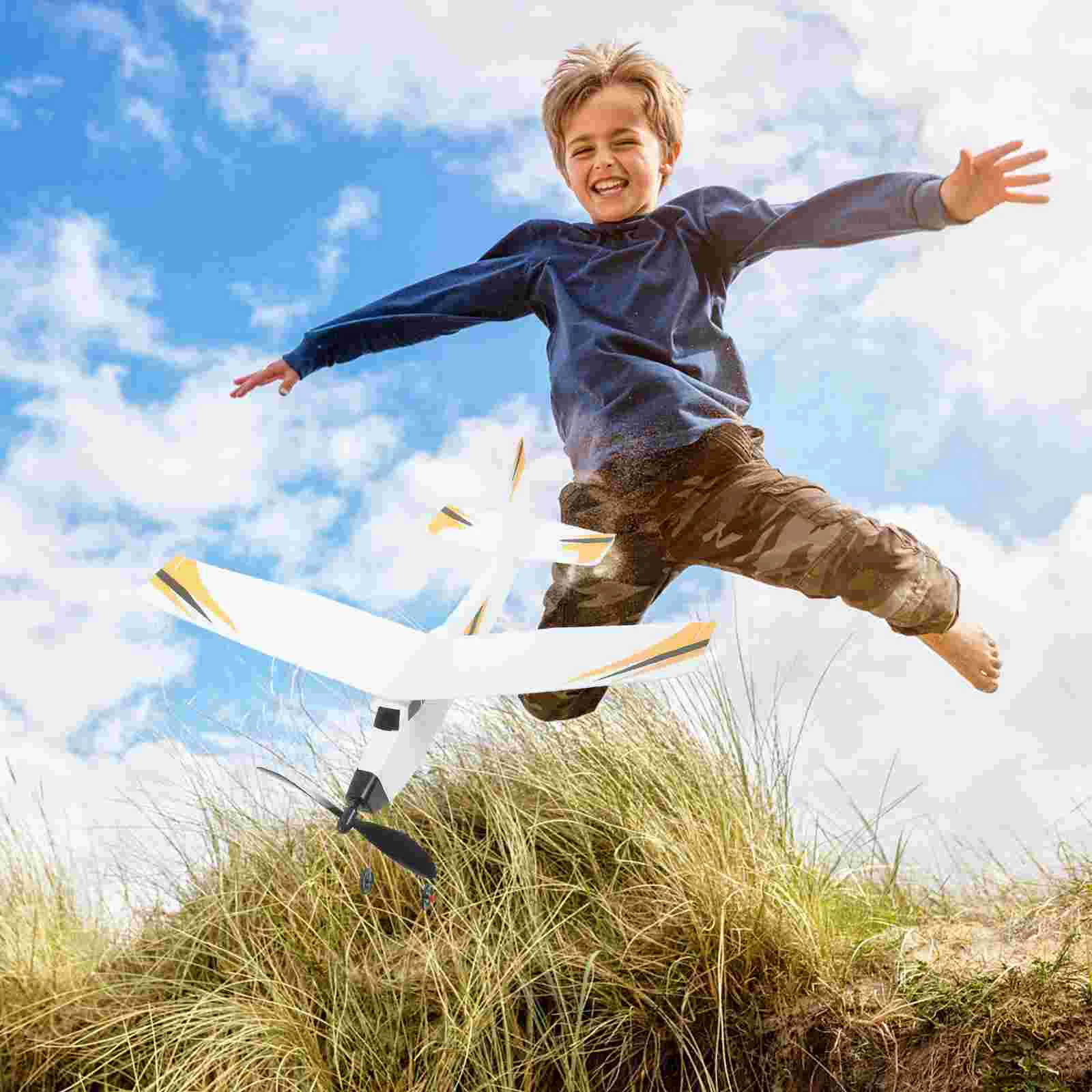 Glider Planes Kids Glider Planes Propeller Plane Toys Rubber Band Powered Aircraft Model Foam Airplane Toys Gliders