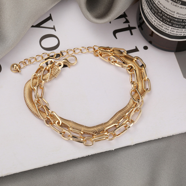 Fashion Accessories Butterfly Set with Diamond Claw Chain Creative Pearl Chain Foot Ensemble Female Gold Jewelry Gift