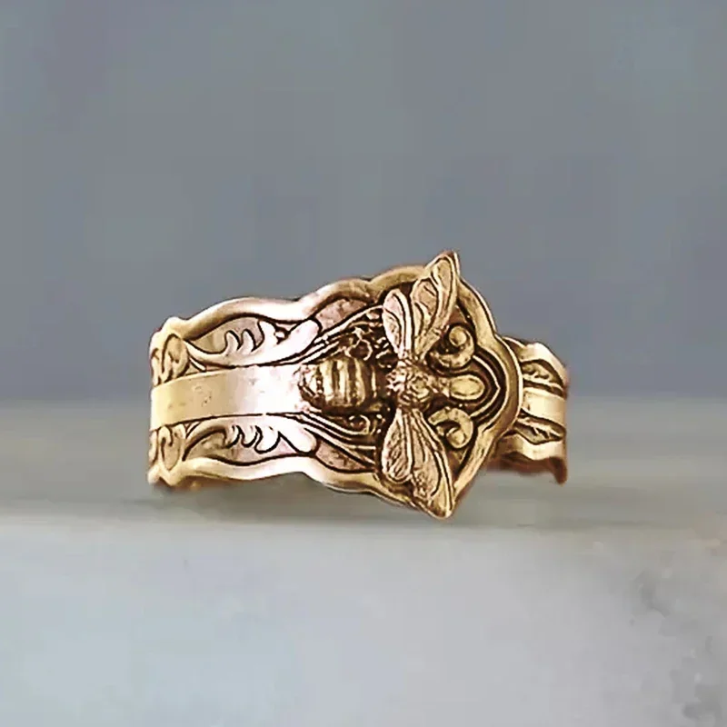 Vintage Bee Rings for Women Metal Finger Accessories Stylish Daily Wear Girls Ring Party Hip Hop Animal Statement Jewelry 3
