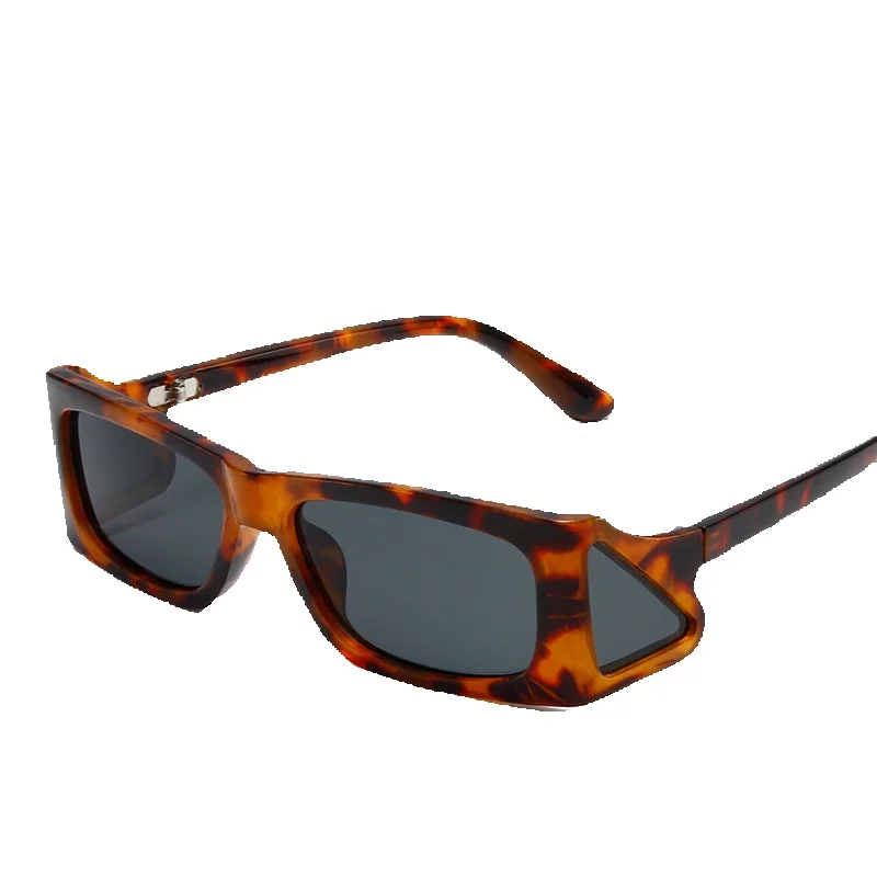 Occhiali da sole quadrati con lenti laterali, adatti a tutte le stagioni, in stile punk, alla moda, da viaggio._voghion.com