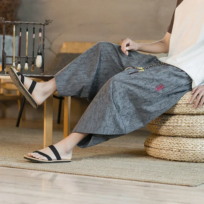 Japanese Kimono Traditional Shorts Men's Asian Clothing Bathing Pants Casual Loose Men's Japanese Yukata Linen Wide Leg Trousers Cotton Monk Pants