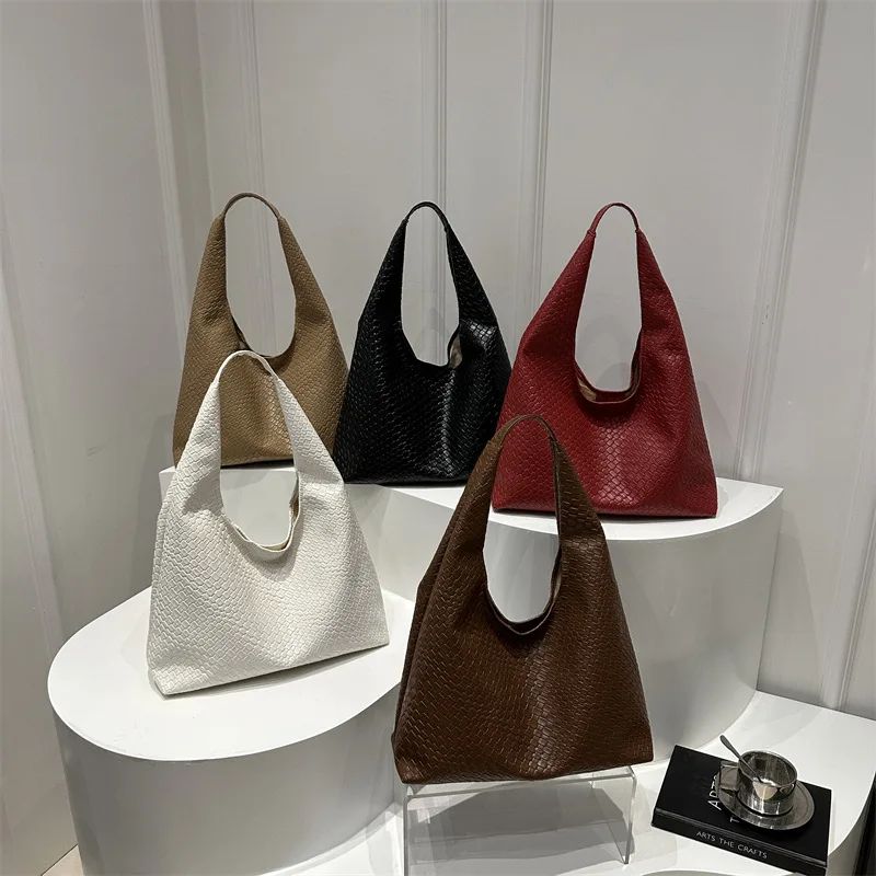 City Chic Large Capacity Woven Tote Bag