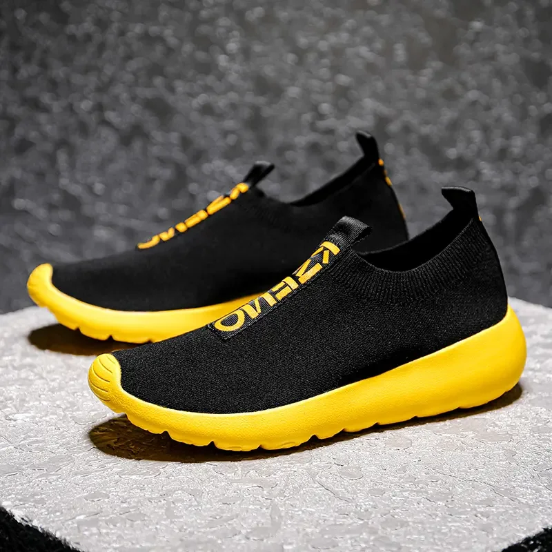 Men Casual Shoes Lightweight Sock Sneakers Breathable Walking Footwear Man Shoes Comfort Four Seasons Shoes zapatos de hombre