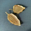Luxury Metal Storage Tray Leaf Feather Shape Jewelry Display Plate Gold Fruit Dessert Cake Storage Tray Home Desktop Decorative 2