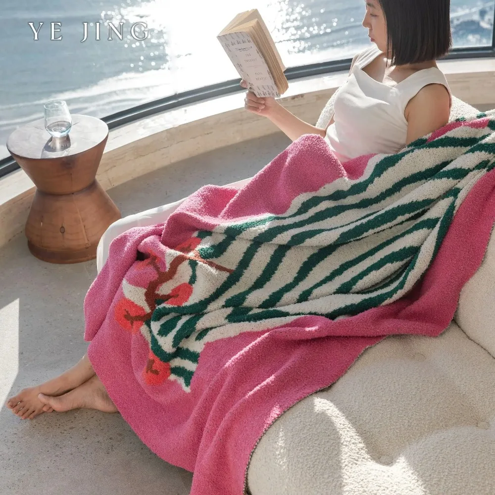 Light Luxury Retro Vase Air Conditioning Blanket Sofa Cover Blanket Deluxe Sense of Four Seasons Blanket Nap Office Blanket 4
