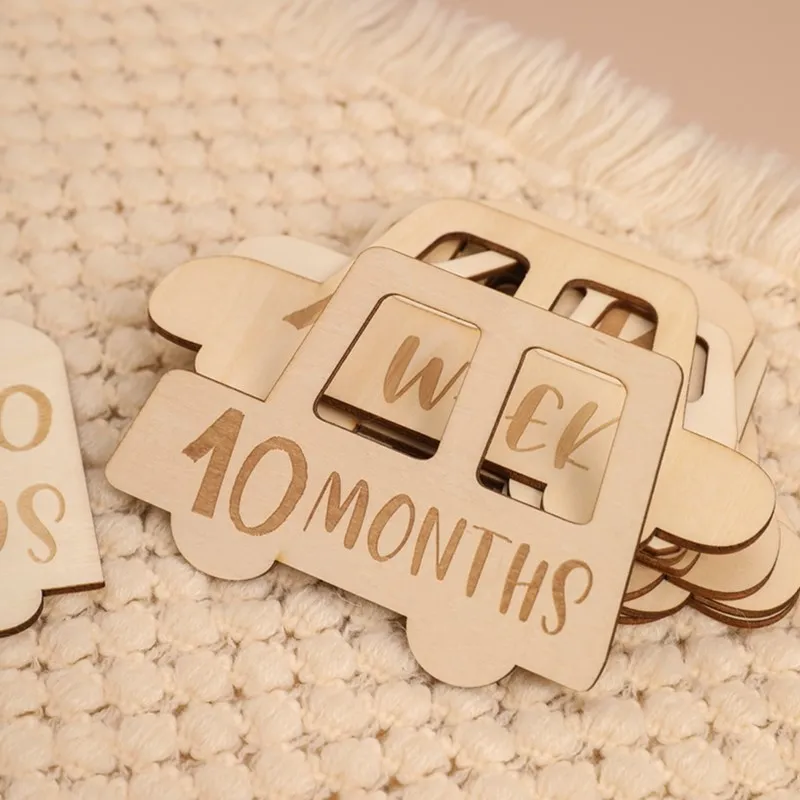 1set Newborn Milestone Blocks Wooden Commemorative Car Board Toy Baby Birth Monthly Recording Cards Infant Photography Props newborn baby souvenirs	