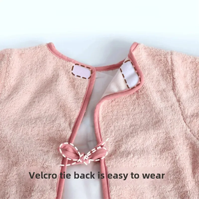 Waterproof Fleece Children's Feeding Apron Autumn Winter Baby Clothes Warm Dirt-resistant Easy-to-wear Blanket Coat Childcare