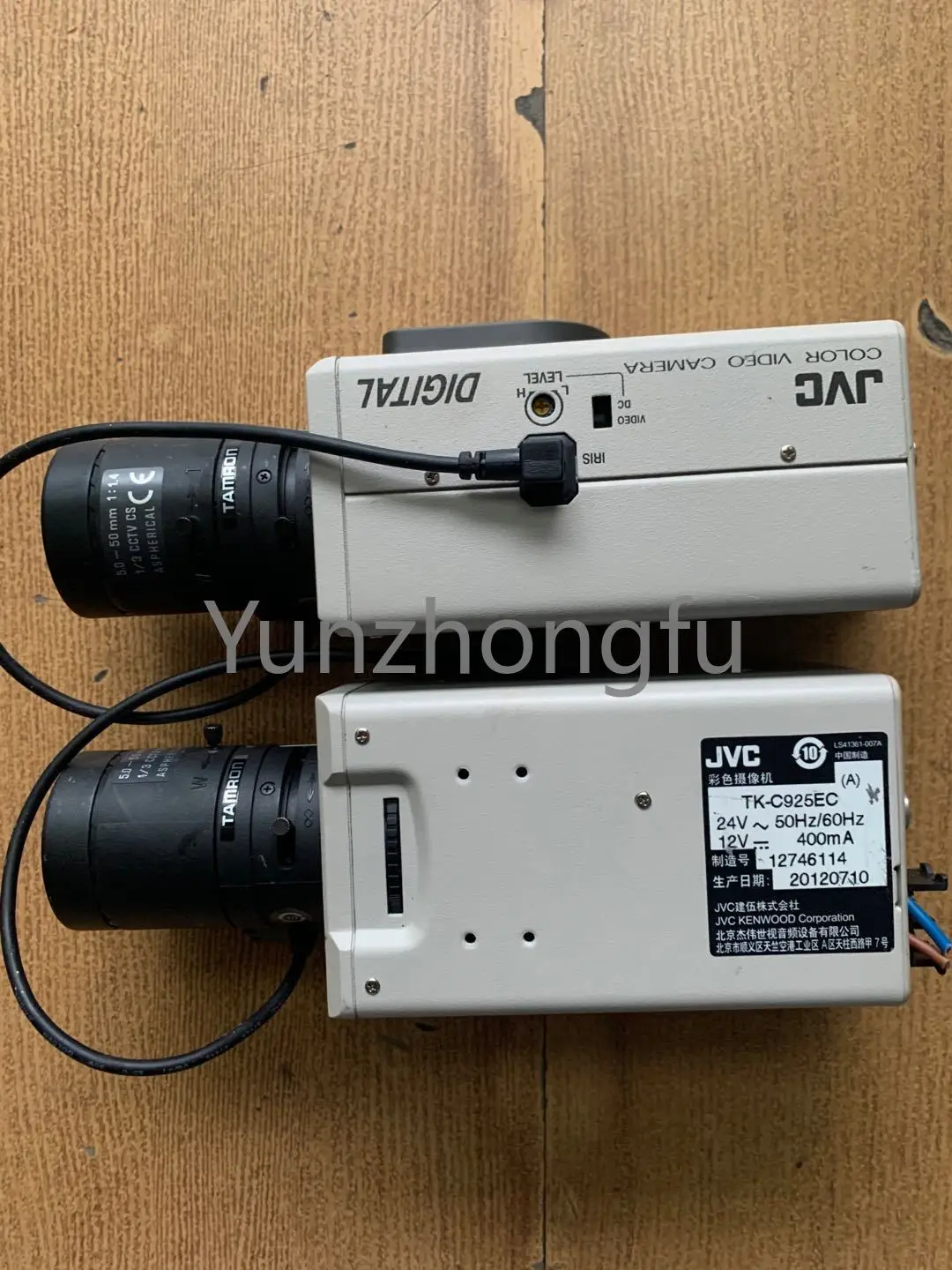 

Dismantling JVC TK-C925EC Analog Camera Microscope High-definition Camera with Lens