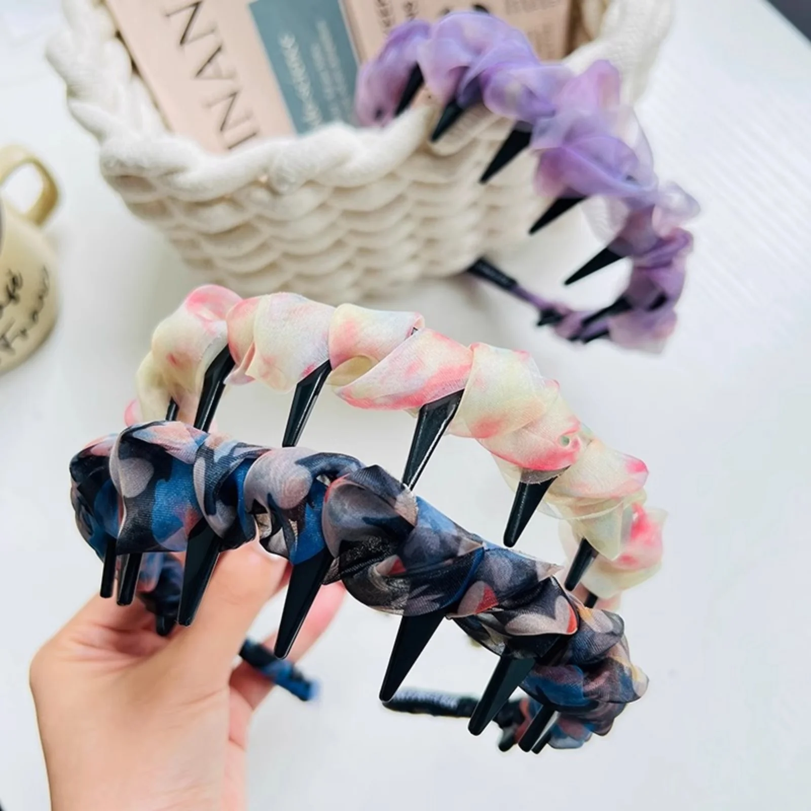 1PC Trendy Twisted Chiffon Headbands: Suit for Daily Looks, Functional for Face - Washing, Chic Hair Accessories