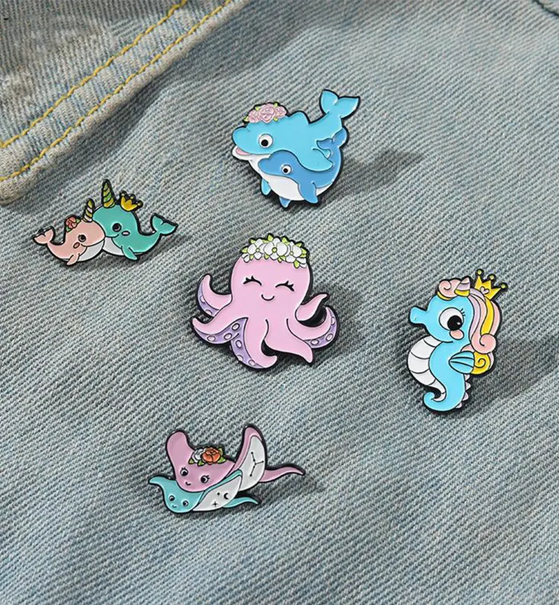 

Marine Organism Enamel Pins Custom Animal Dolphin Seahorse Octopus Brooches Lapel Pin Shirt Bag Badge Cartoon Ocean Sea Jewelry